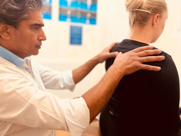 Neck Treatment from Wimbledon based Osteopath